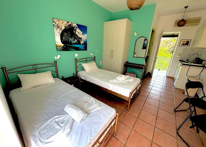 Helen Апартаменты *